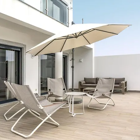 Elegant Luxury By Ideal Homes Hotel