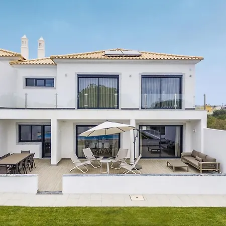 Elegant Luxury By Ideal Homes 4* アルマンシル